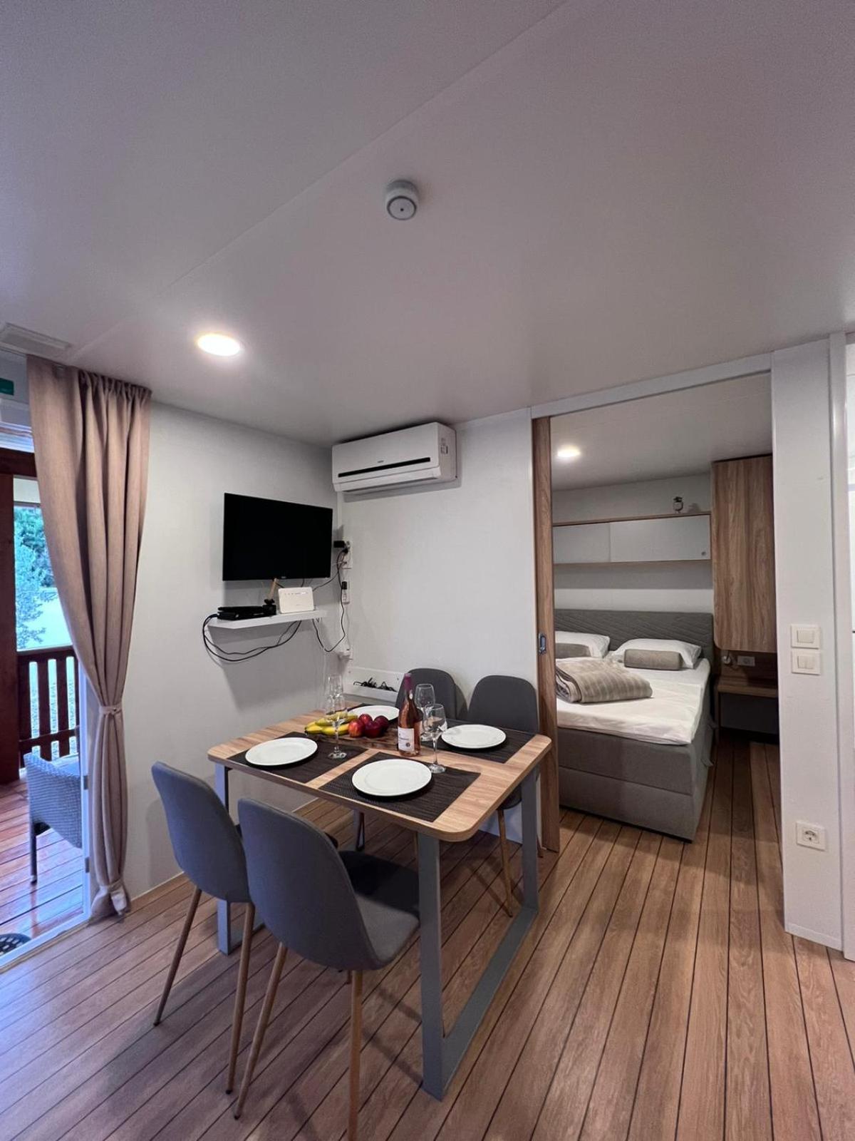 Вилла Mobile House F&L Биоград-на-Мору Экстерьер фото